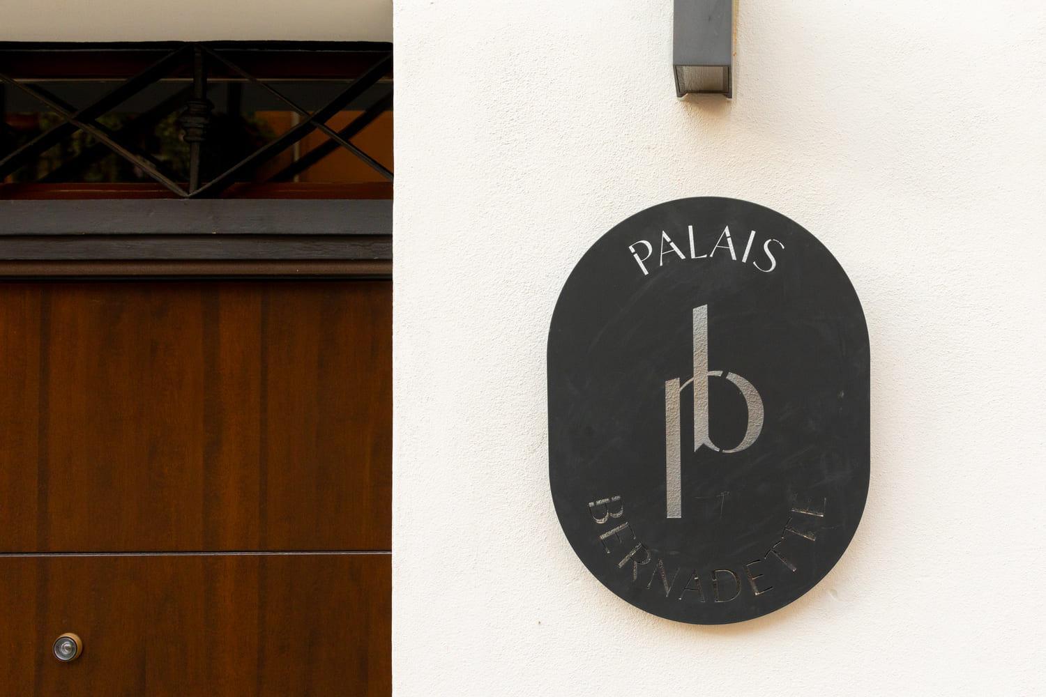 Palais Bernadette Aparthotel Parma Kültér fotó